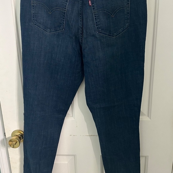 Levi’s Women’s 721 High Rise Skinny Jeans 33-30 - Picture 7 of 8